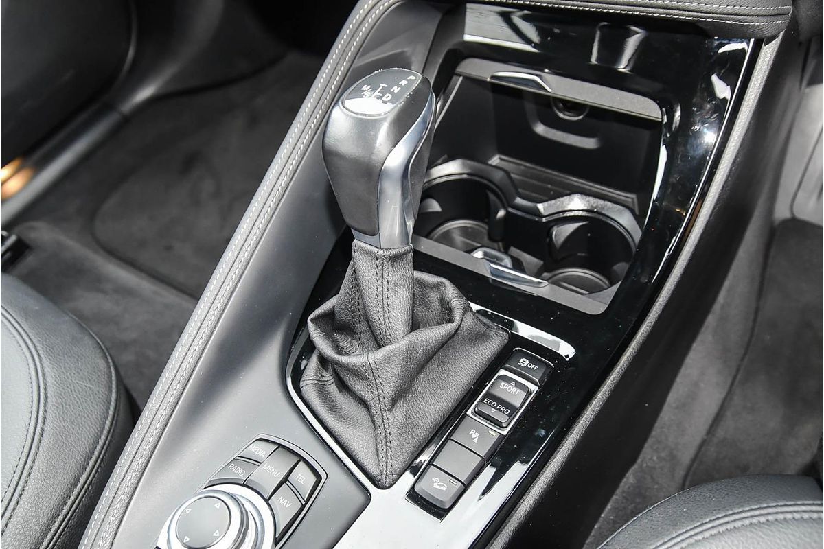 2015 BMW X1 xDrive20d F48