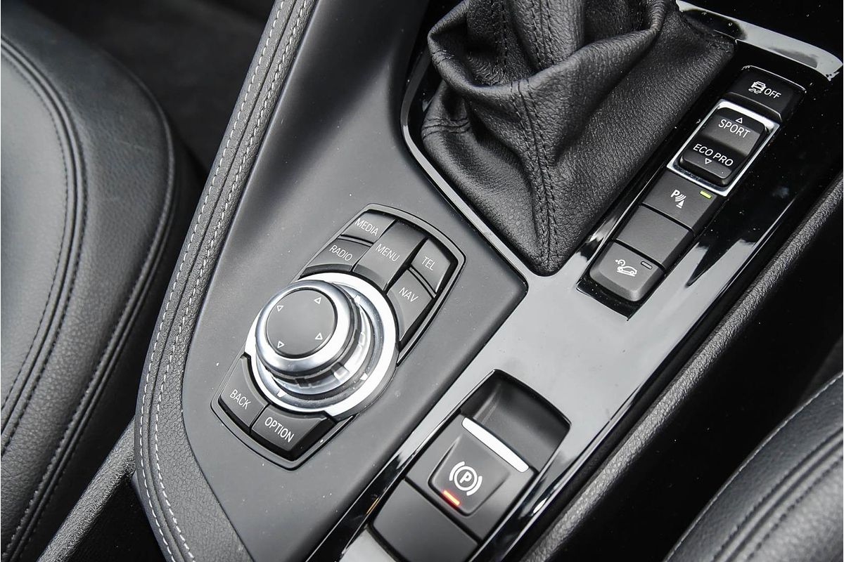 2015 BMW X1 xDrive20d F48