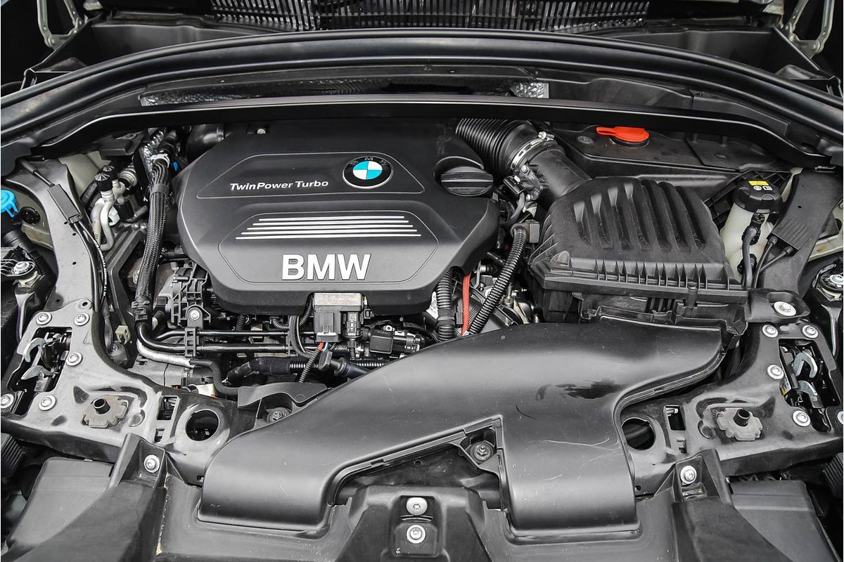 2015 BMW X1 xDrive20d F48