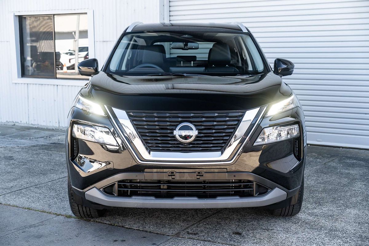 2025 Nissan X-TRAIL ST-L T33