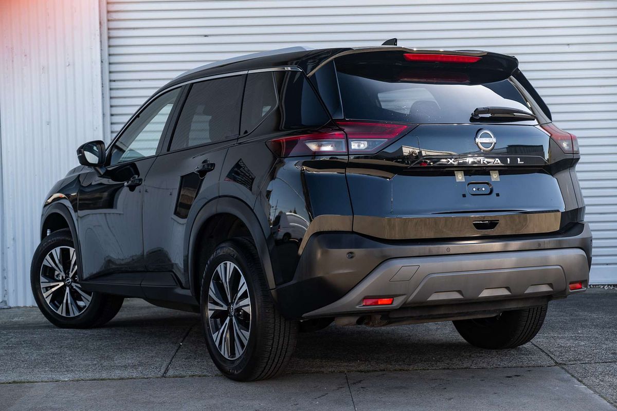 2025 Nissan X-TRAIL ST-L T33