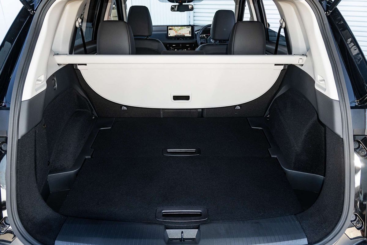 2025 Nissan X-TRAIL ST-L T33