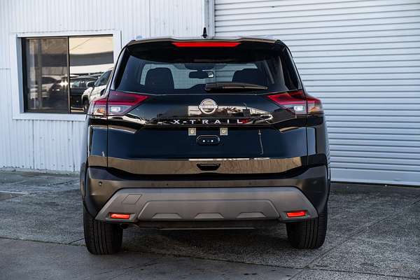 2025 Nissan X-TRAIL ST-L T33