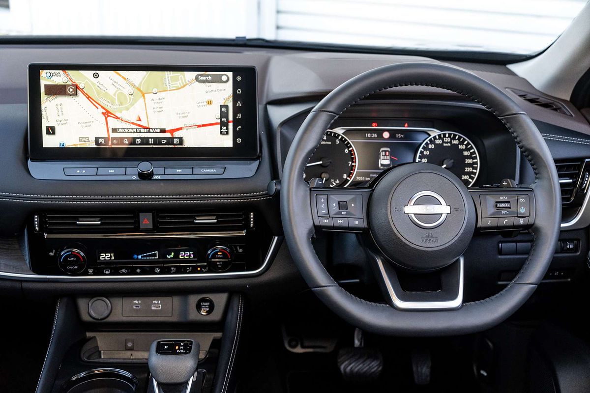 2025 Nissan X-TRAIL ST-L T33