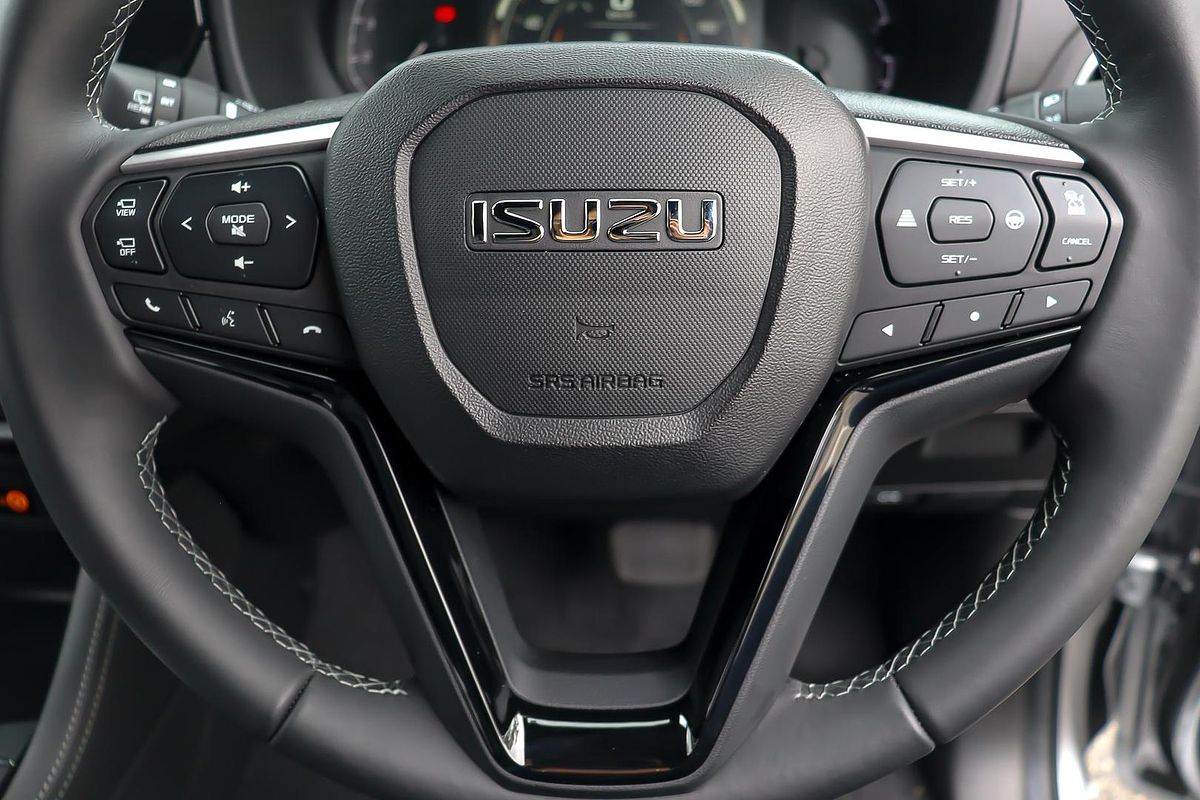 2025 Isuzu MU-X LS-T