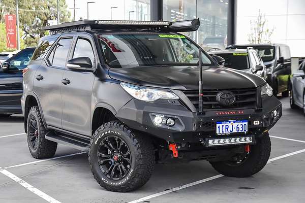 2015 Toyota FORTUNER GXL GUN156R