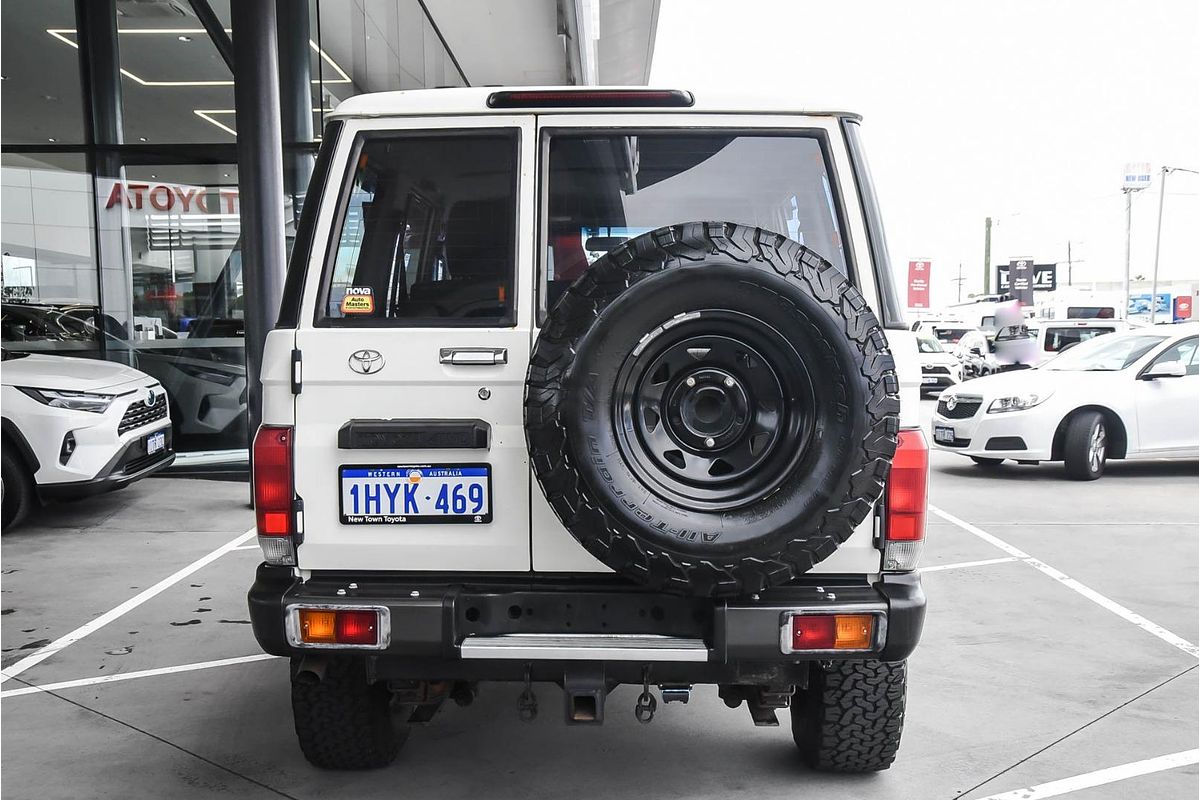 2020 Toyota Landcruiser