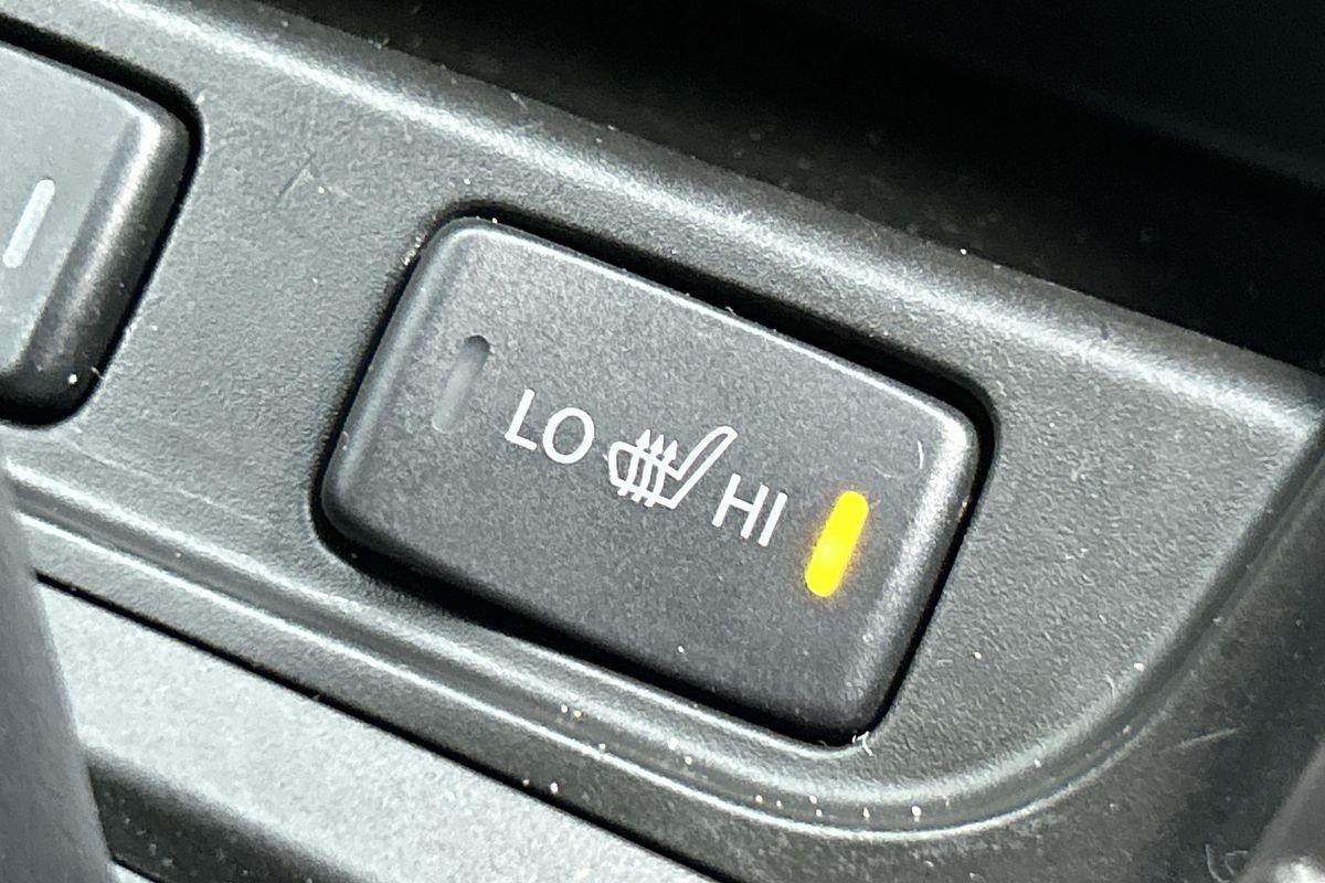 2023 Suzuki S-Cross GLX JYB