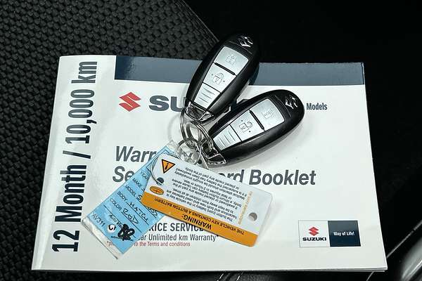 2023 Suzuki S-Cross GLX JYB