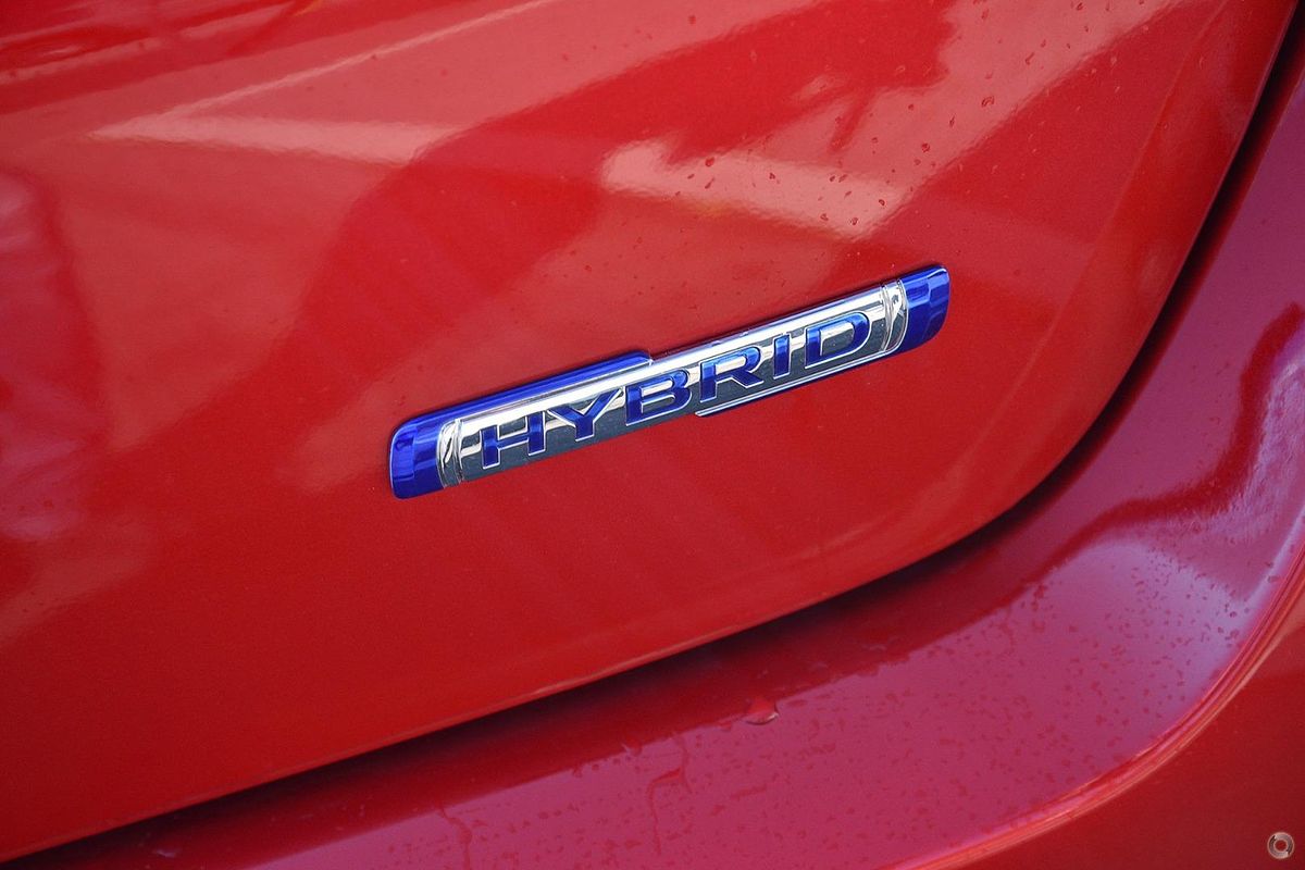 2025 Suzuki Swift Hybrid UZ