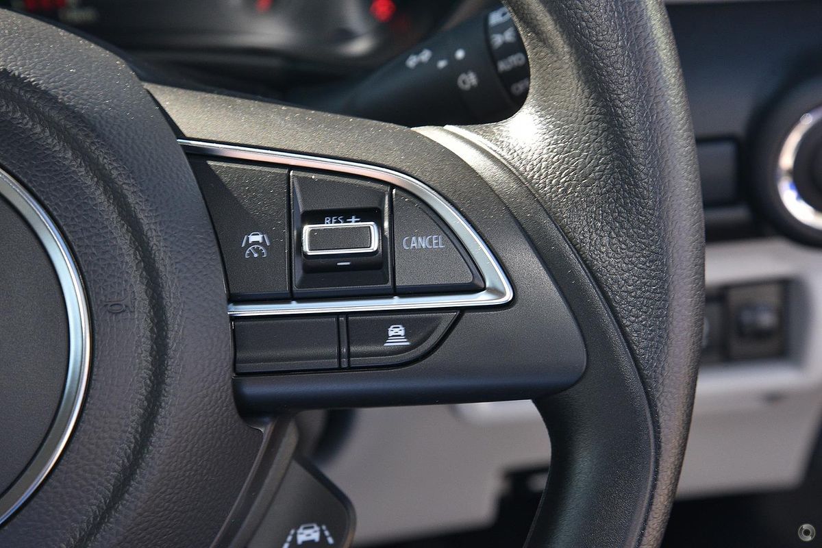 2025 Suzuki Swift Hybrid UZ