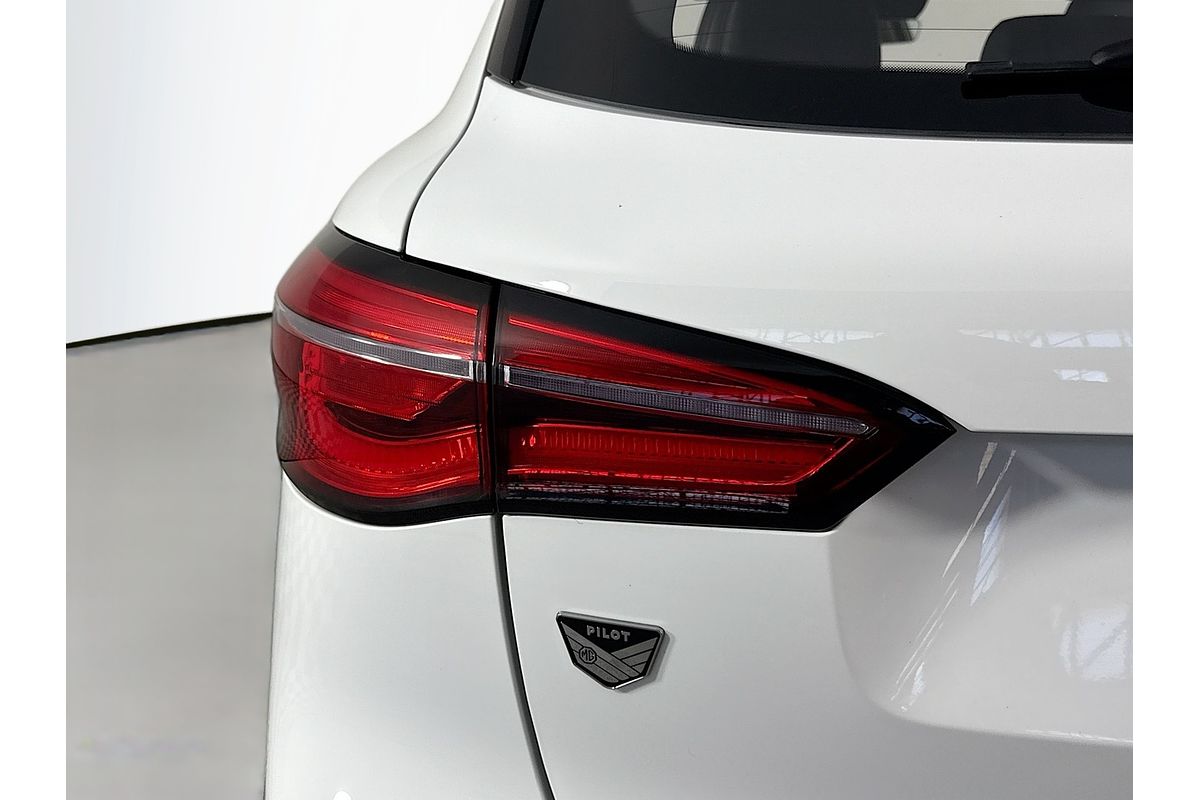 2024 MG HS Excite SAS23