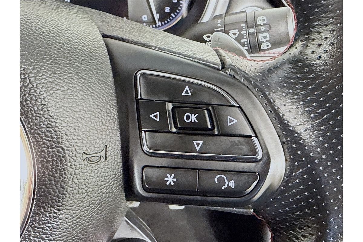 2024 MG HS Excite SAS23