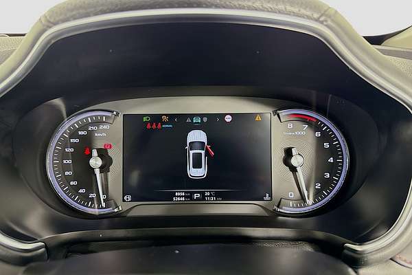 2024 MG HS Excite SAS23