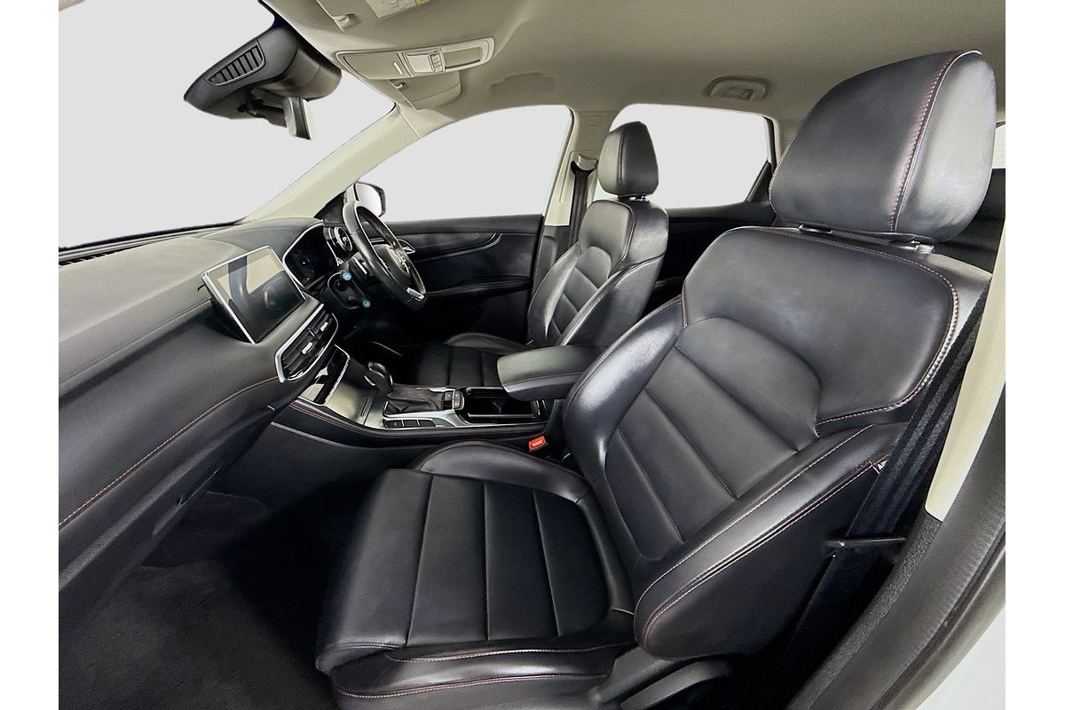 2024 MG HS Excite SAS23