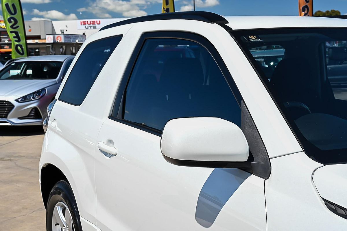 2015 Suzuki Grand Vitara Navigator JB