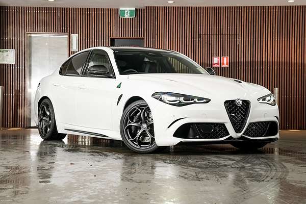 2024 Alfa Romeo Giulia Quadrifoglio Super Sport Series 5