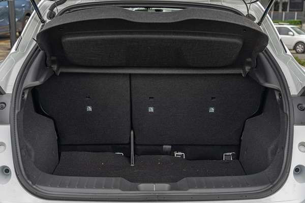 2024 Nissan JUKE ST-L F16