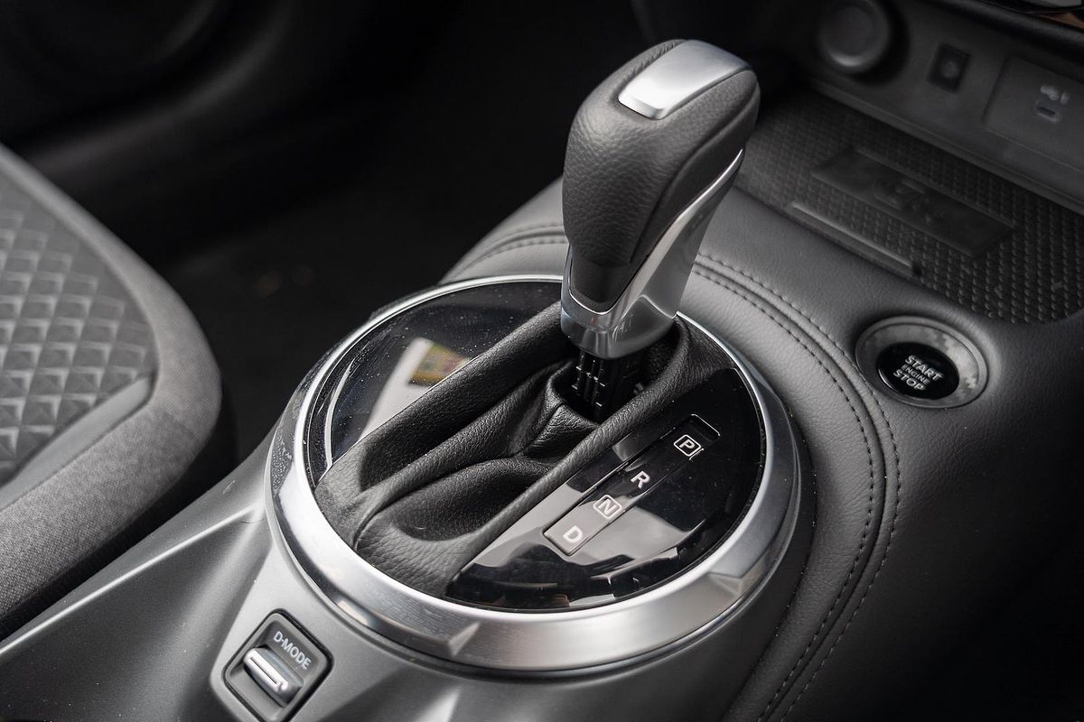 2024 Nissan JUKE ST-L F16