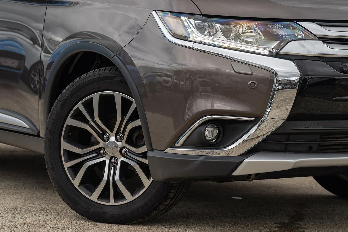 2016 Mitsubishi Outlander Exceed ZK