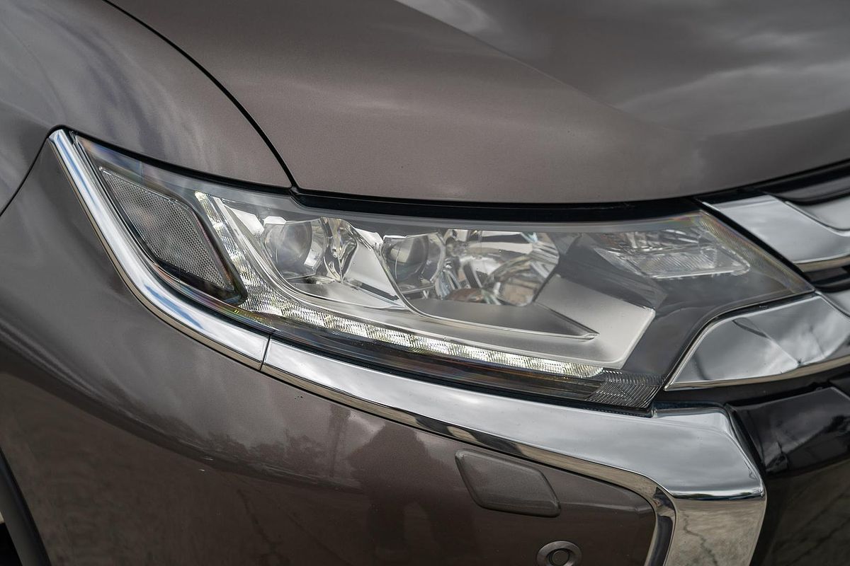 2016 Mitsubishi Outlander Exceed ZK