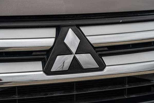 2016 Mitsubishi Outlander Exceed ZK