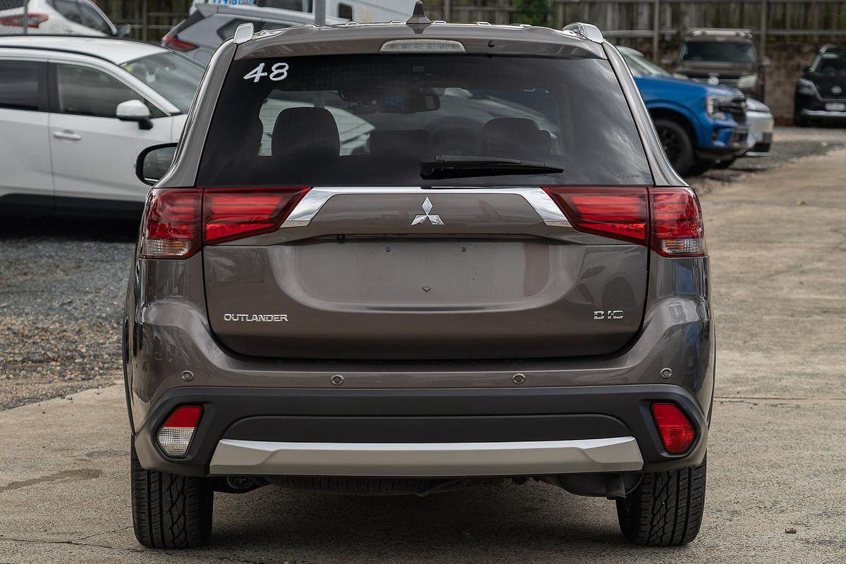 2016 Mitsubishi Outlander Exceed ZK