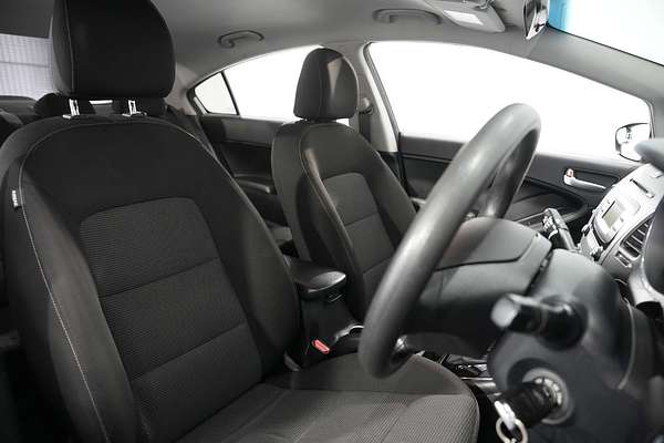 2016 Kia Cerato S YD