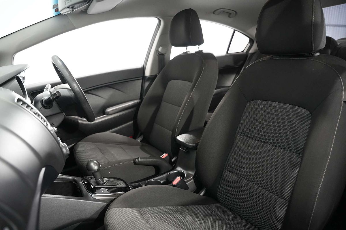 2016 Kia Cerato S YD