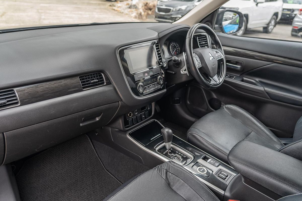 2016 Mitsubishi Outlander Exceed ZK