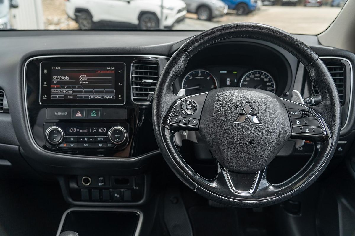 2016 Mitsubishi Outlander Exceed ZK