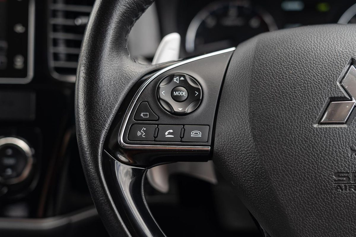 2016 Mitsubishi Outlander Exceed ZK