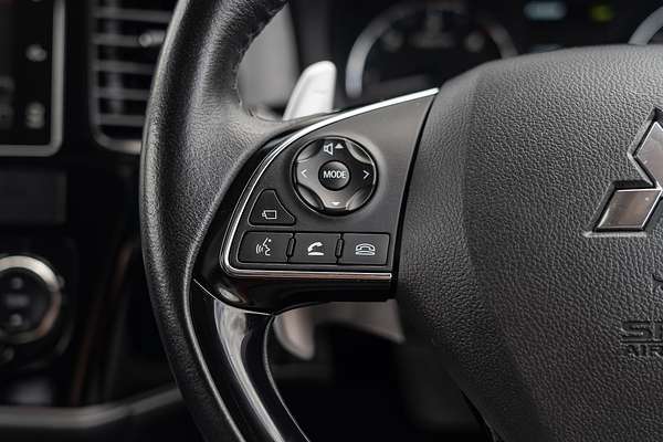 2016 Mitsubishi Outlander Exceed ZK