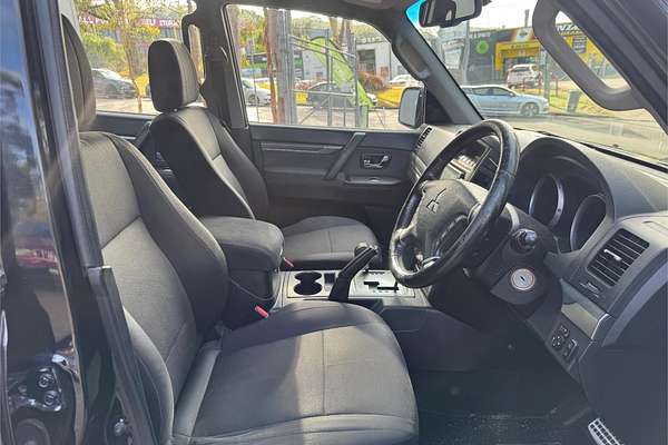 2010 Mitsubishi Pajero GLX NT