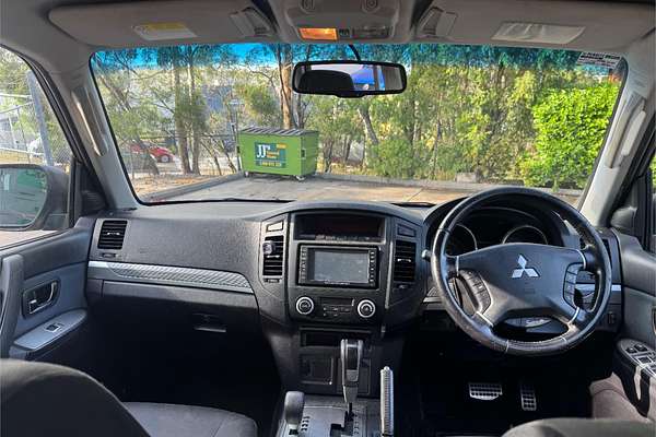 2010 Mitsubishi Pajero GLX NT