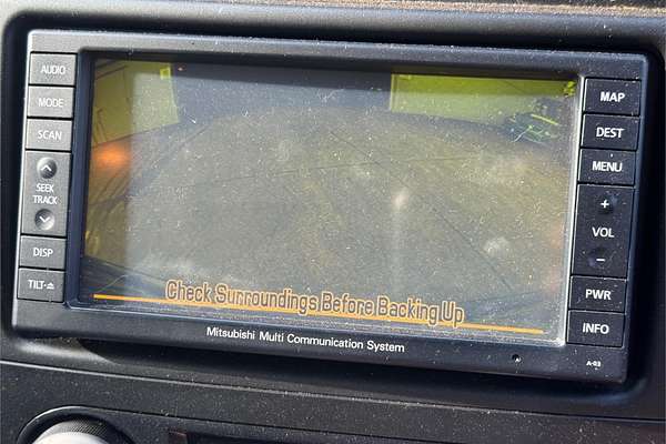 2010 Mitsubishi Pajero GLX NT