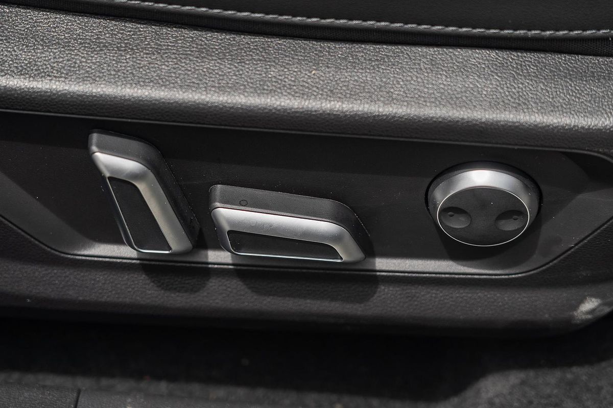 2025 GWM Haval H6 Ultra PHEV B01