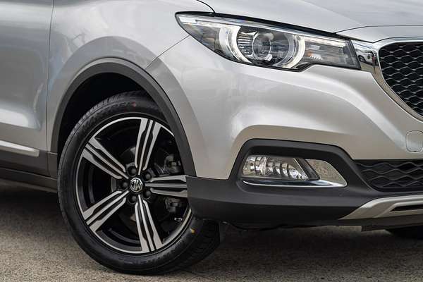 2018 MG ZS Essence AZS1