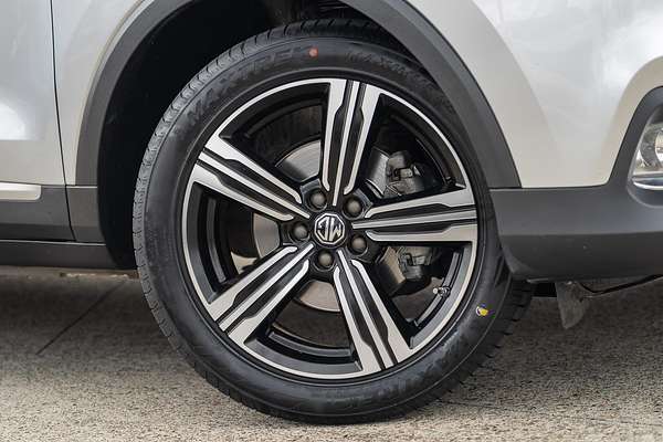 2018 MG ZS Essence AZS1