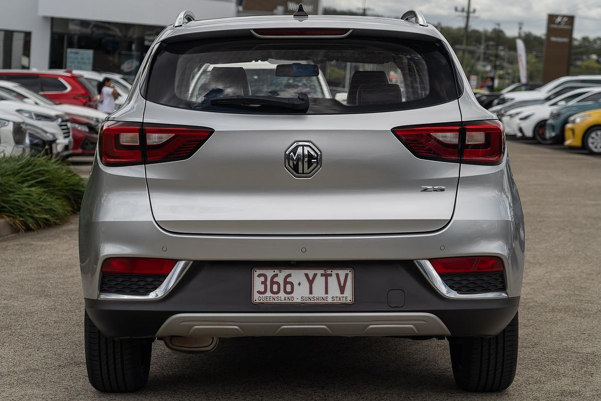 2018 MG ZS Essence AZS1