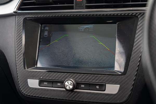 2018 MG ZS Essence AZS1