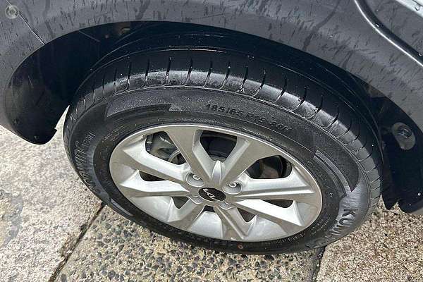 2024 Kia Stonic S YB