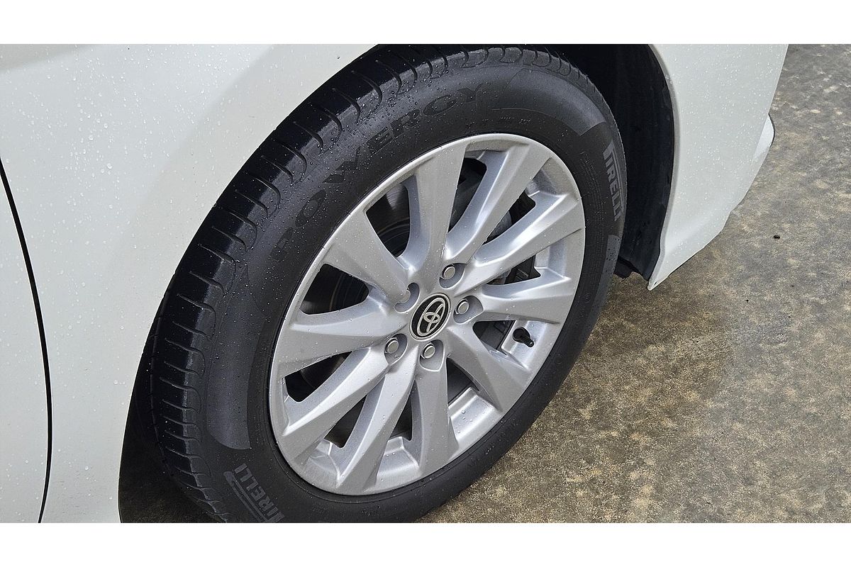 2020 Toyota Camry Ascent Sport AXVH71R