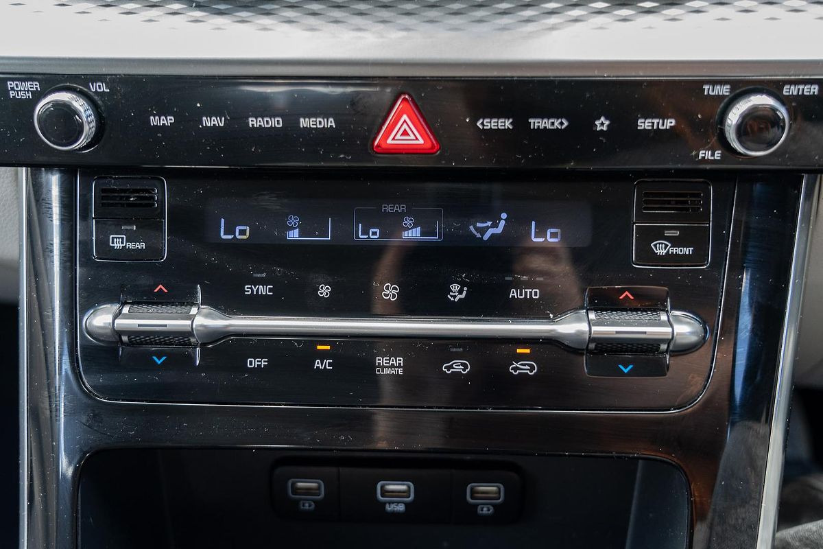 2021 Kia Carnival Si KA4