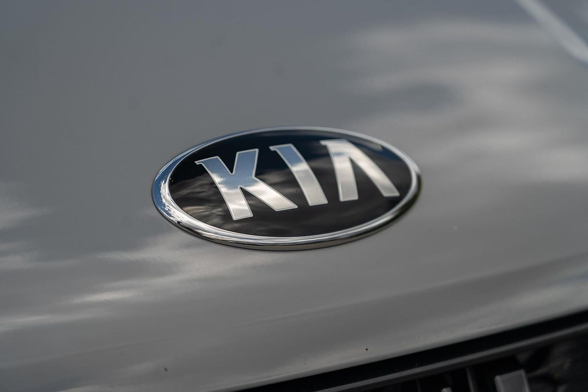 2021 Kia Carnival Si KA4