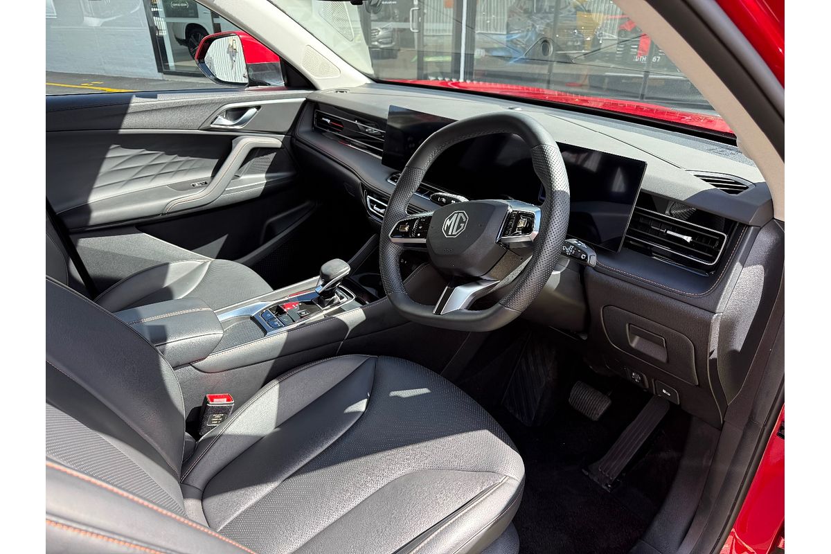 2024 MG HS Excite AS33