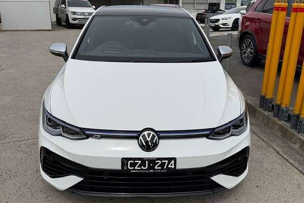 2024 Volkswagen Golf R 8