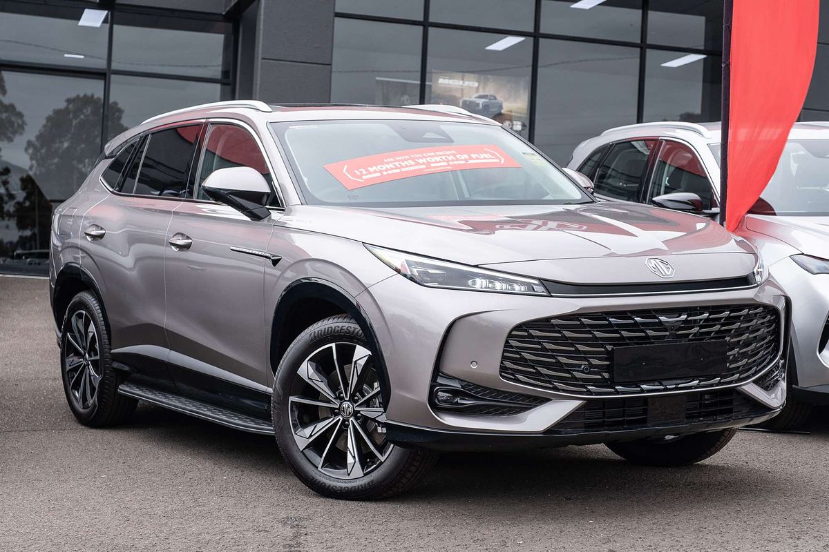 2025 MG HS Super Hybrid Essence AS33P