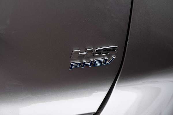 2025 MG HS Super Hybrid Essence AS33P