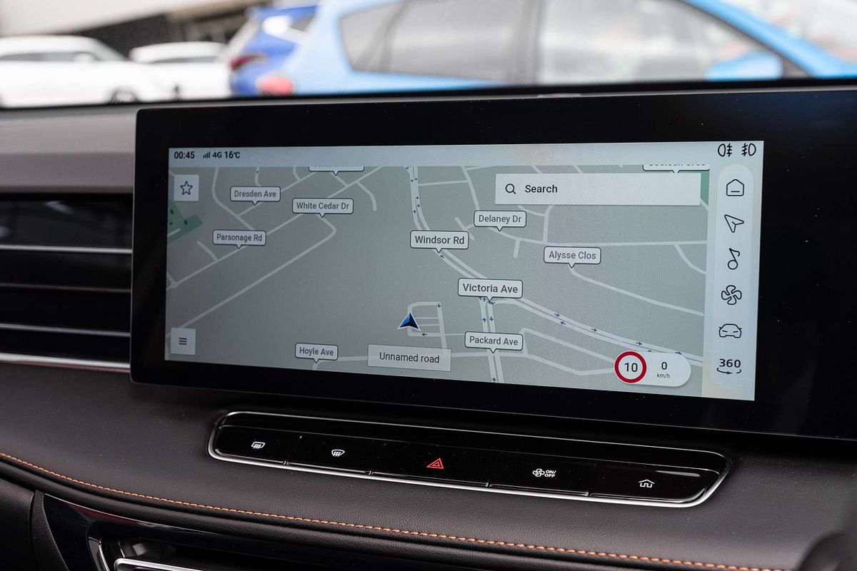 2025 MG HS Super Hybrid Essence AS33P